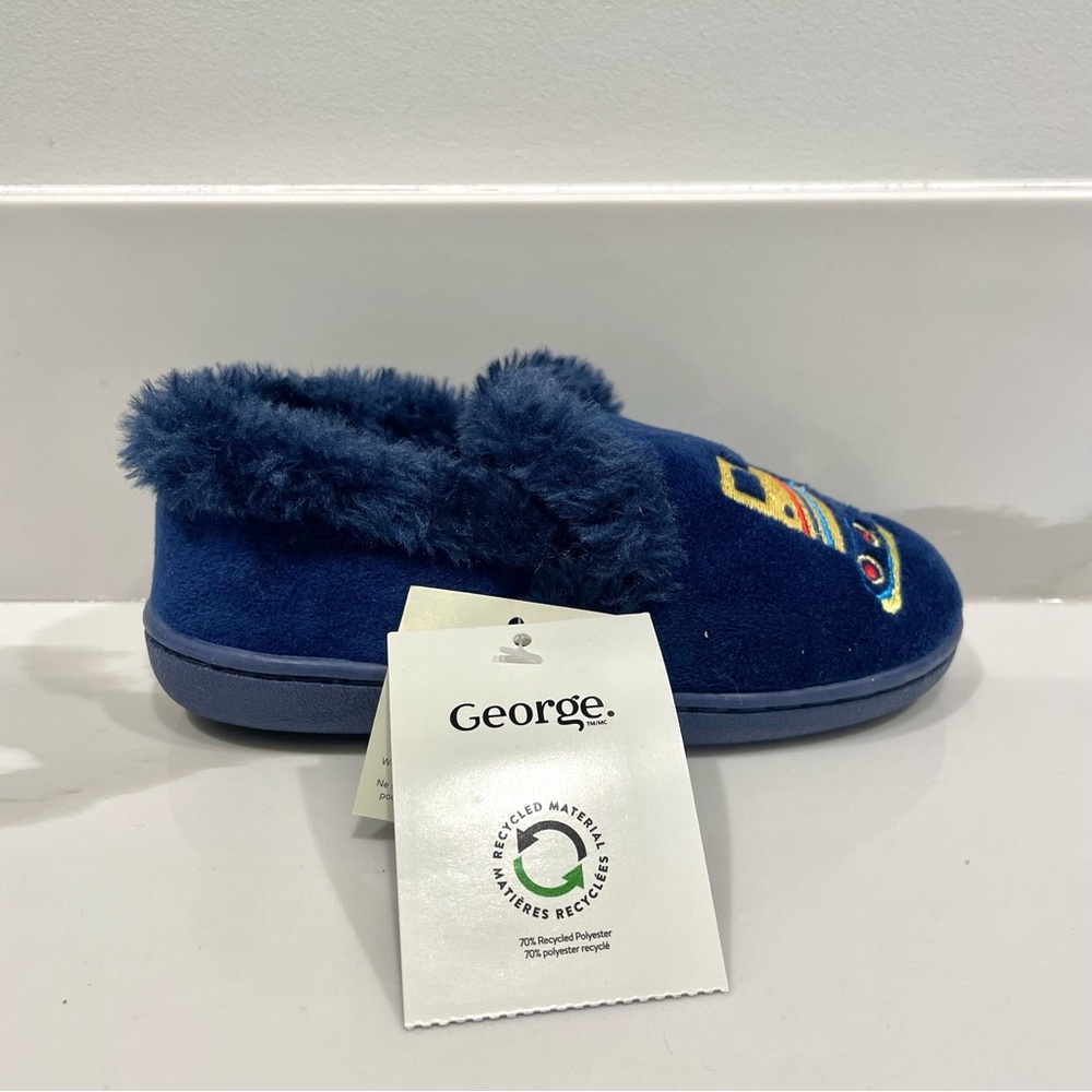🟠5/$25 NEW George Construction Vehicle Slippers (size 5/6, 7/8 & 9/10)